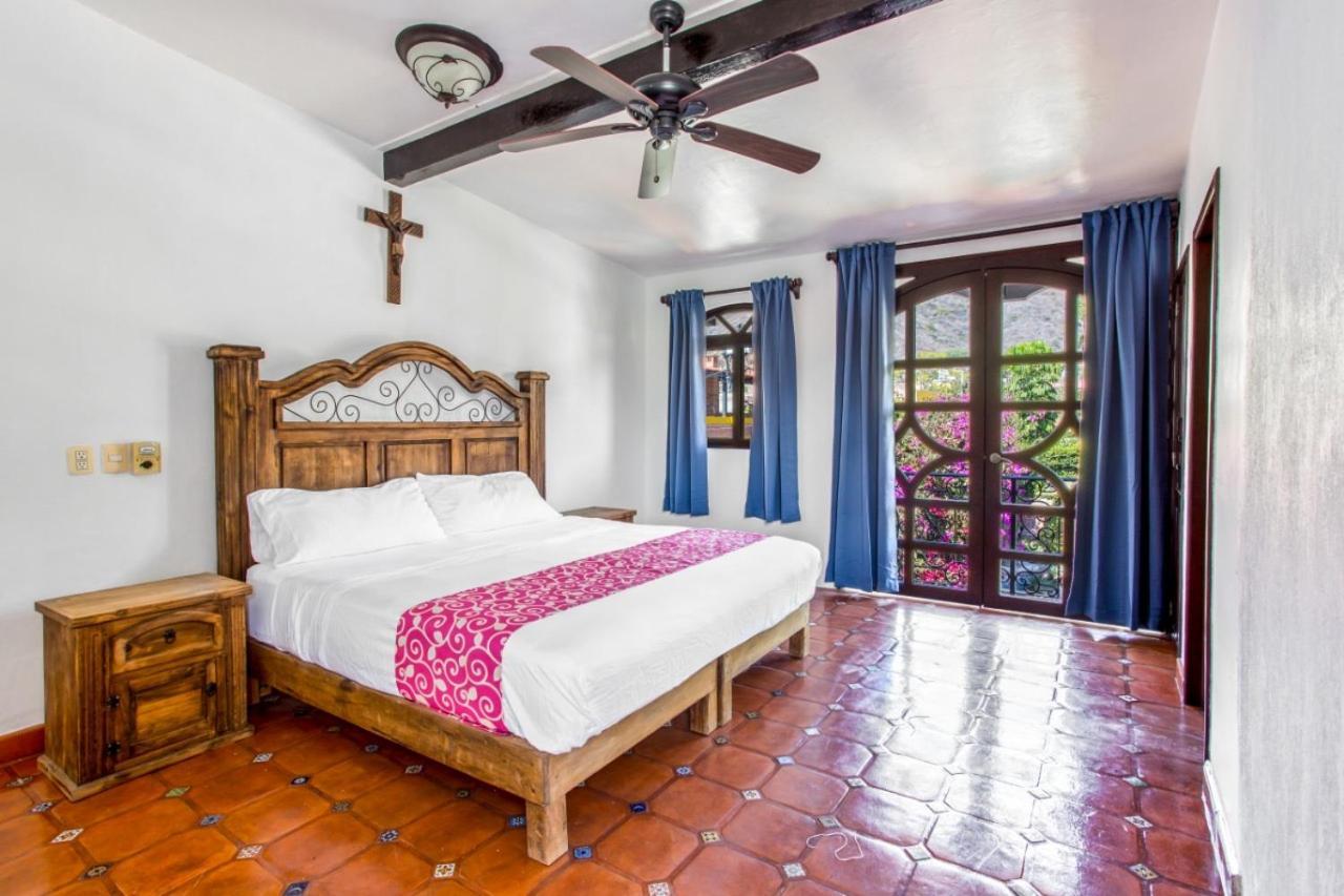 Caroline Bella Bed & Breakfast Ajijic Extérieur photo