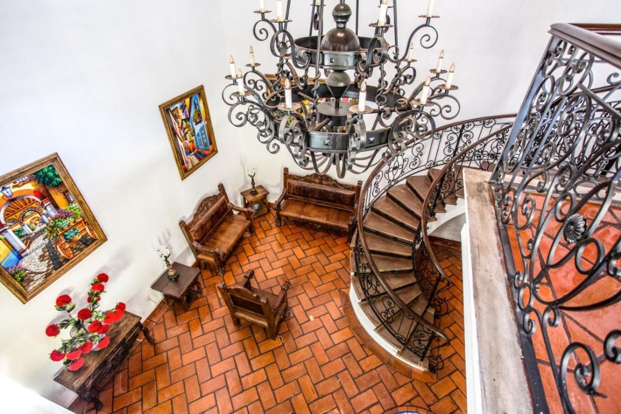 Caroline Bella Bed & Breakfast Ajijic Extérieur photo